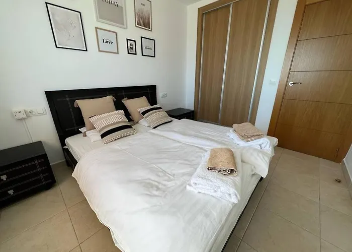 With Beautiful Sea View Apartment
